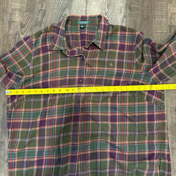 Lauren Ralph Lauren Buttonup - Picture 3 of 5